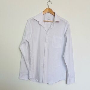 Calvin Klein Men's Subtle Blue Pattern White Dress Shirt